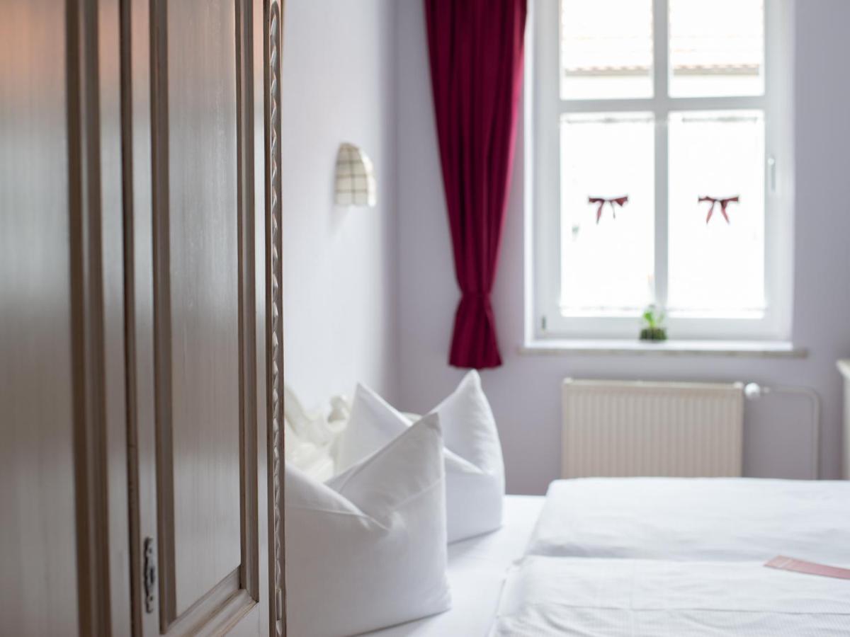 Hotel Zum Vetter Finsterwalde Extérieur photo